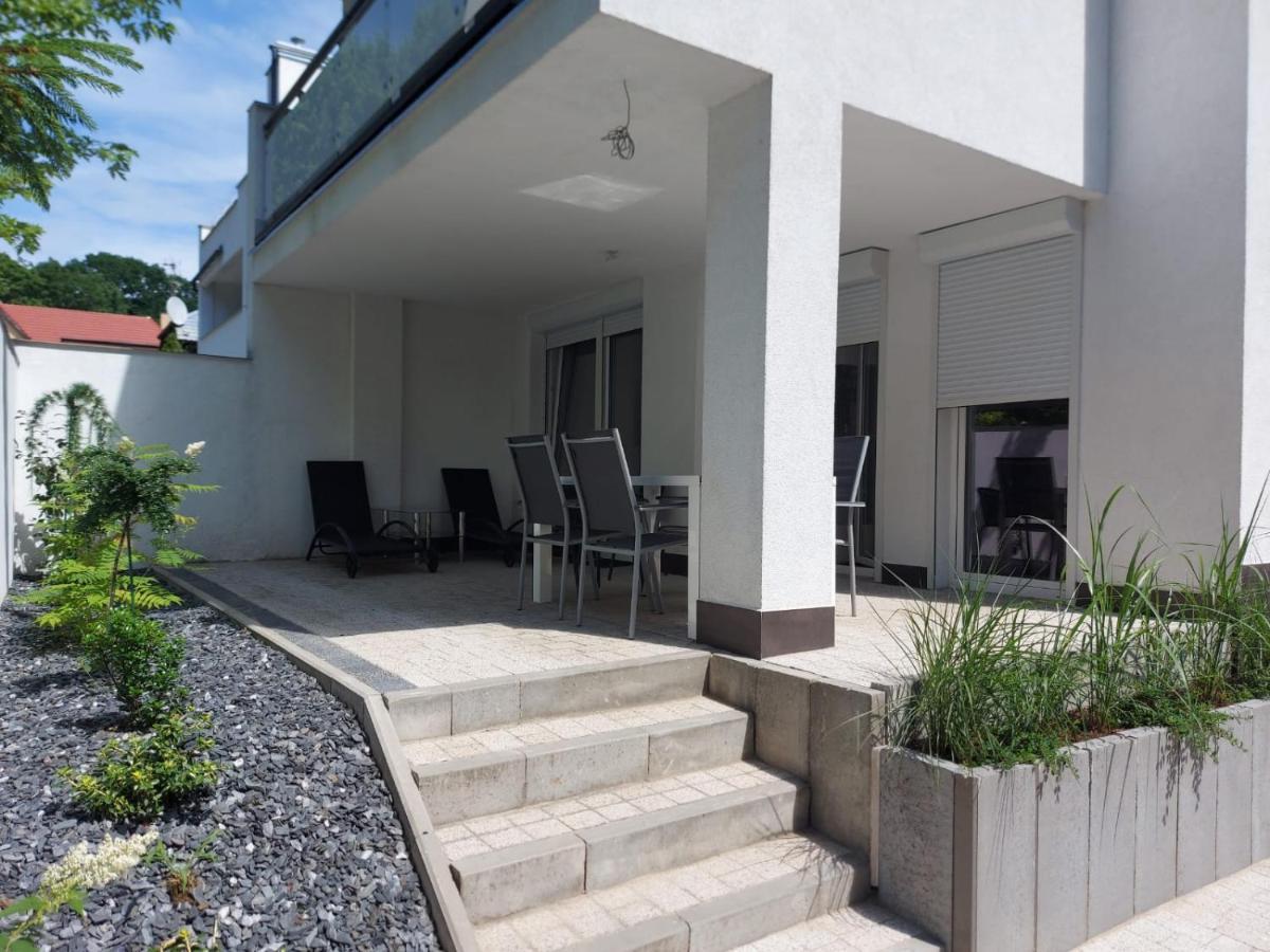 Apartament Z Duzym Tarasem Apartment Swinoujscie Exterior photo